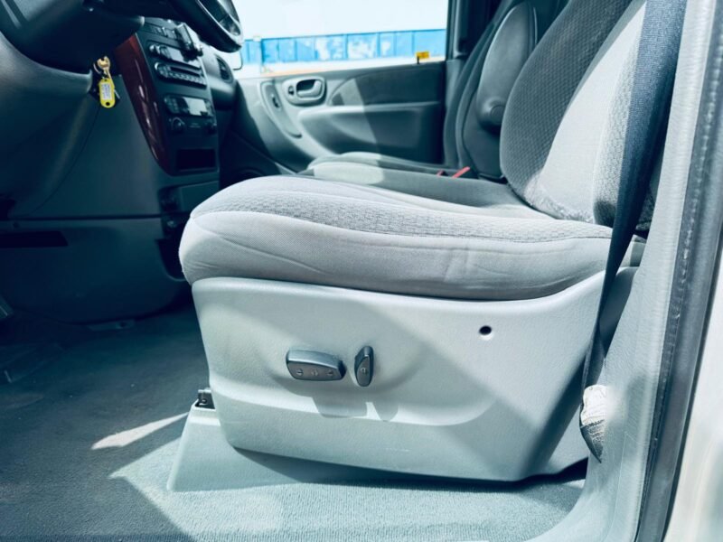 CHRYSLER GRAND VOYAGER 2,8CRD limit aut 5p