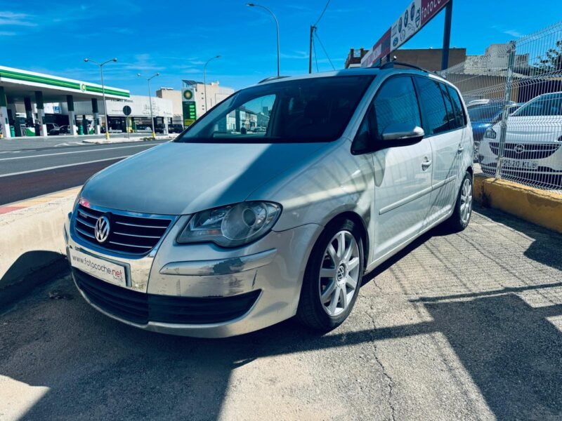 VOLKSWAGEN Touran 1.9 TDI 105cv Sport 5p.