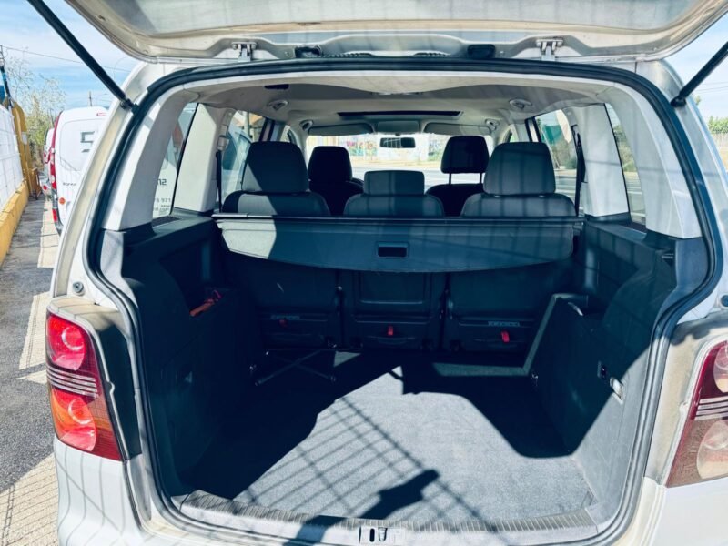 VOLKSWAGEN Touran 1.9 TDI 105cv Sport 5p.