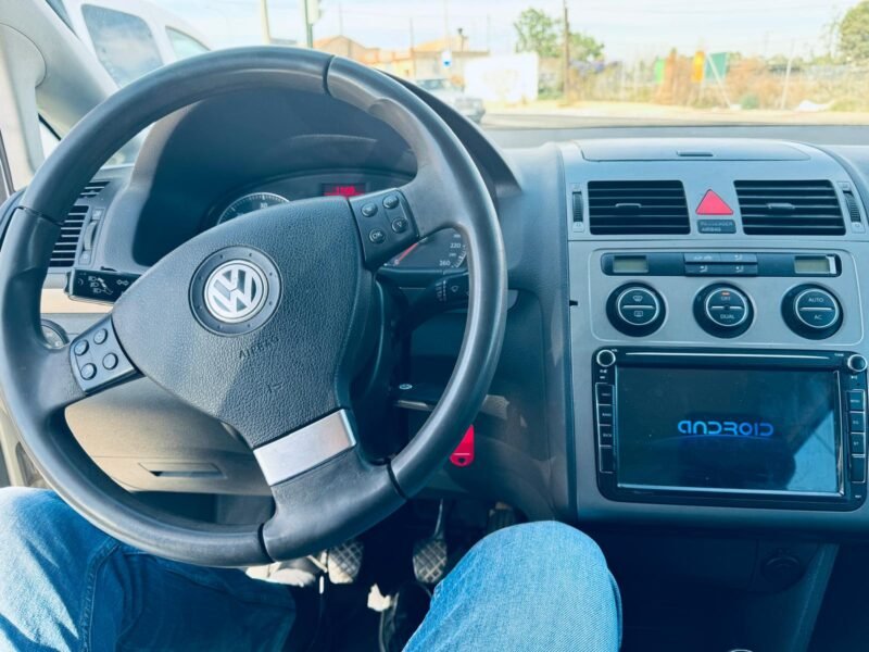 VOLKSWAGEN Touran 1.9 TDI 105cv Sport 5p.