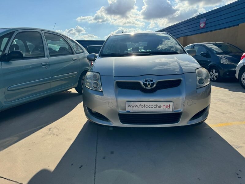 TOYOTA AURIS 2.0 D