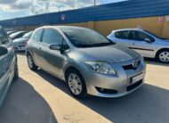 TOYOTA AURIS 2.0 D