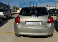 TOYOTA AURIS 2.0 D