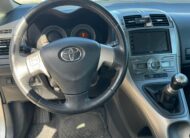 TOYOTA AURIS 2.0 D