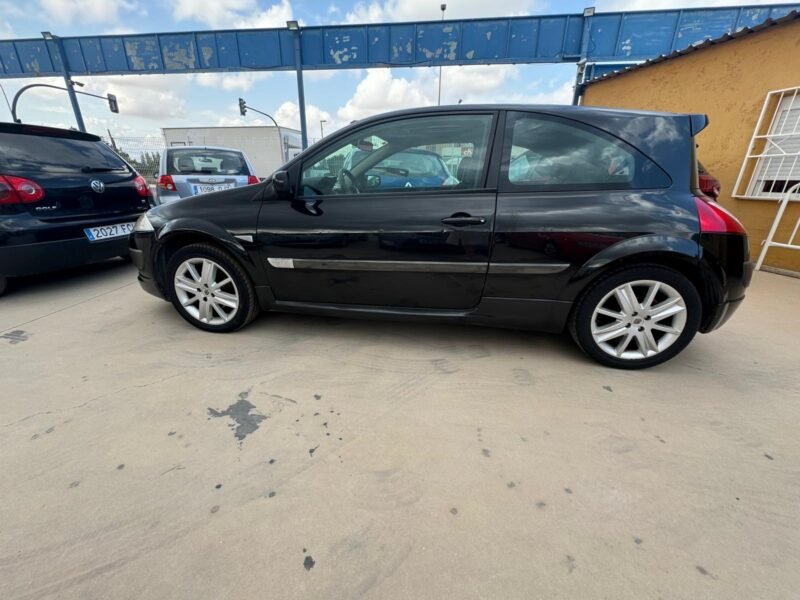 RENAULT Megane 1.9DCI Extreme