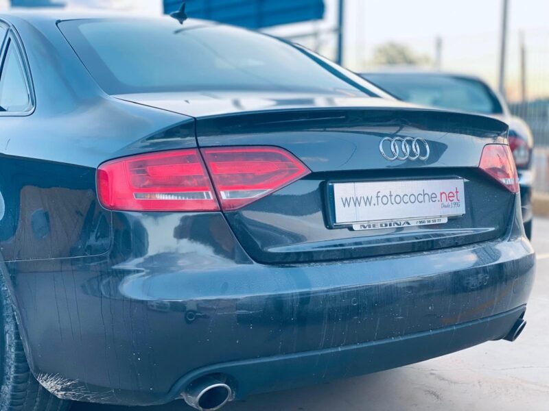 AUDI A4 2.7 Tdi Sline