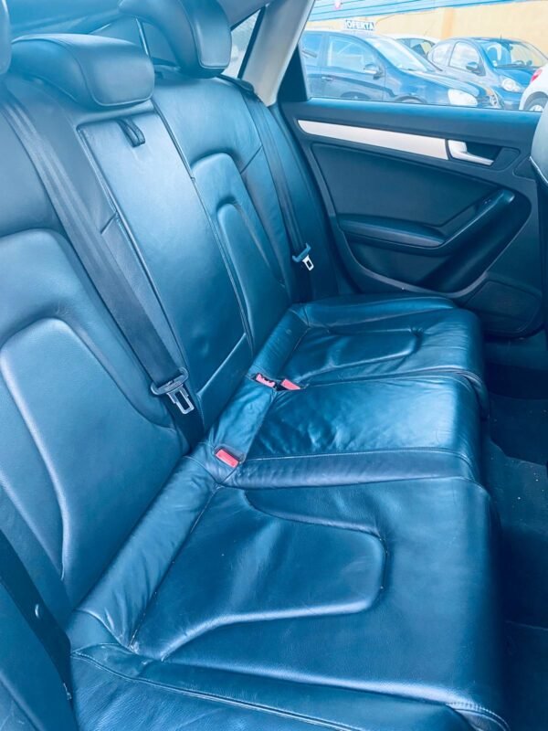 AUDI A4 2.7 Tdi Sline