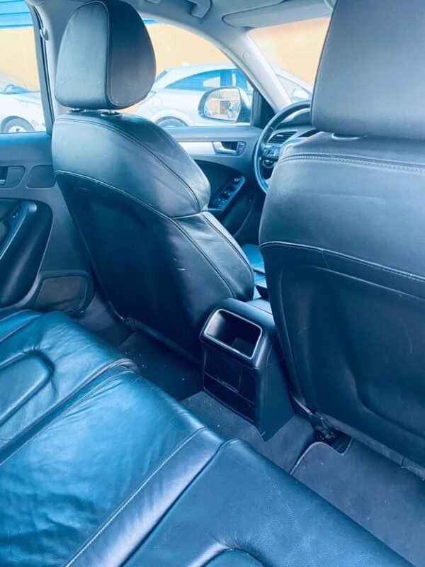 AUDI A4 2.7 Tdi Sline