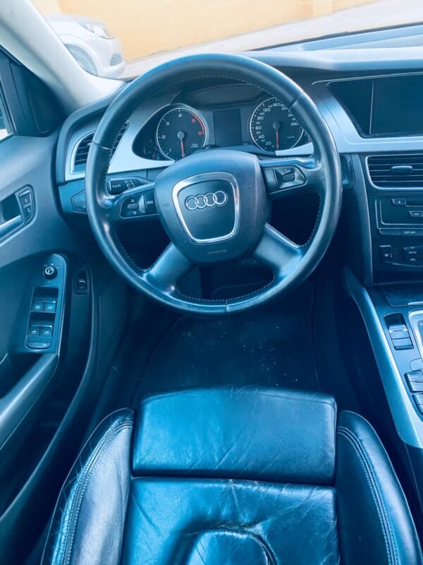 AUDI A4 2.7 Tdi Sline