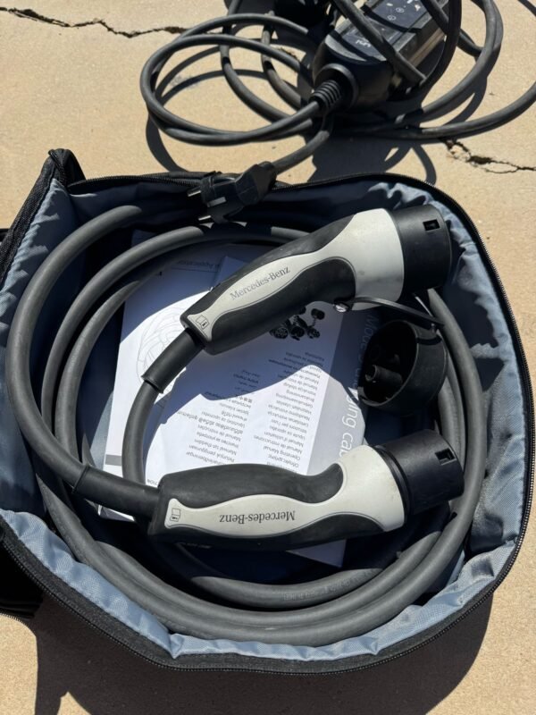 MERCEDES-BENZ A250 EQPOWER AMG