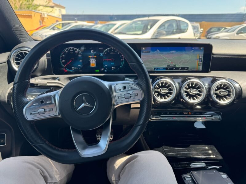 MERCEDES-BENZ A250 EQPOWER AMG