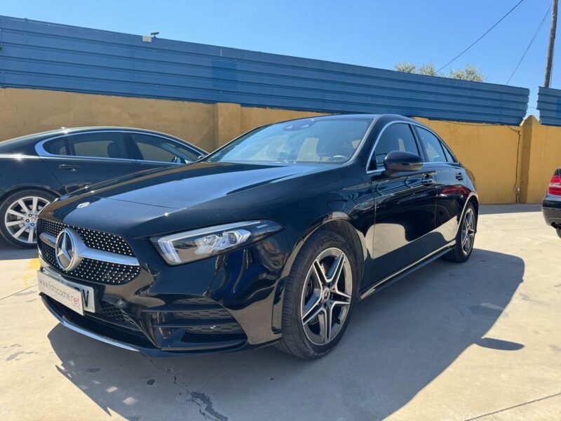 MERCEDES-BENZ A250 EQPOWER AMG