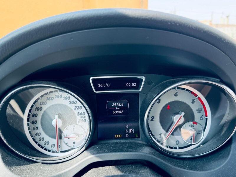 MERCEDES-BENZ CLA 200 Cdi