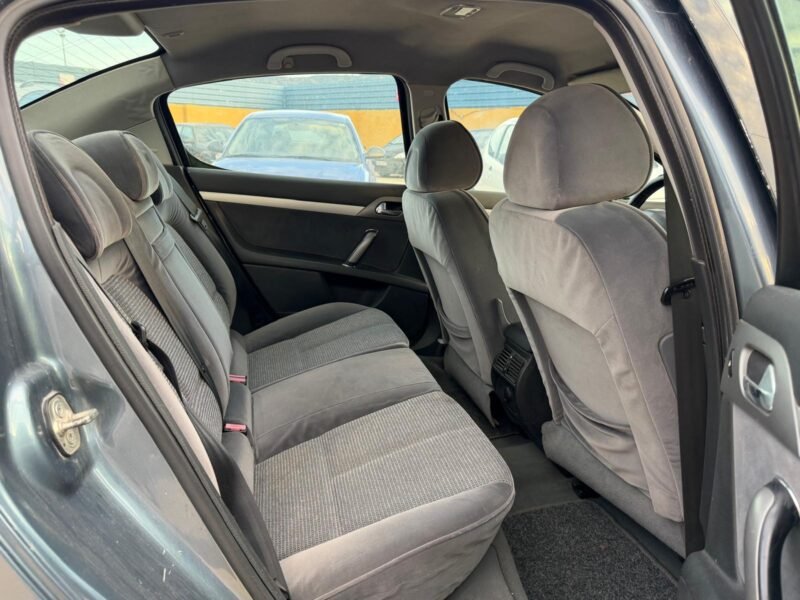 PEUGEOT 407 1.6HDI SX Top 5p