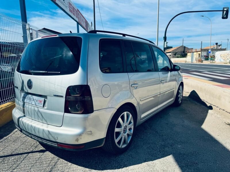 VOLKSWAGEN Touran 1.9 TDI 105cv Sport 5p.