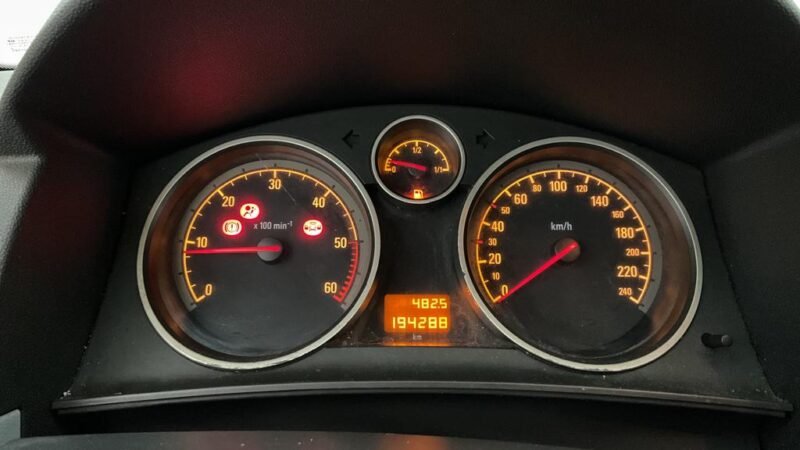 OPEL Astra GTC 1.7 DTi