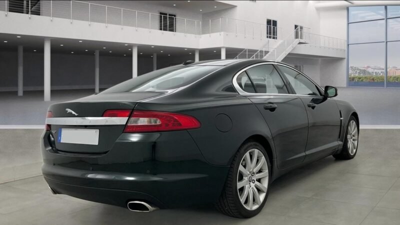 JAGUAR XF 2.7D PREMIUM LUXURY