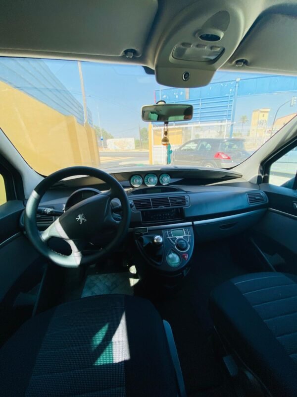 PEUGEOT 807 2,0HDI SR