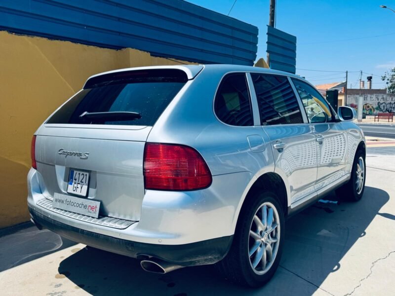 PORSCHE Cayenne S