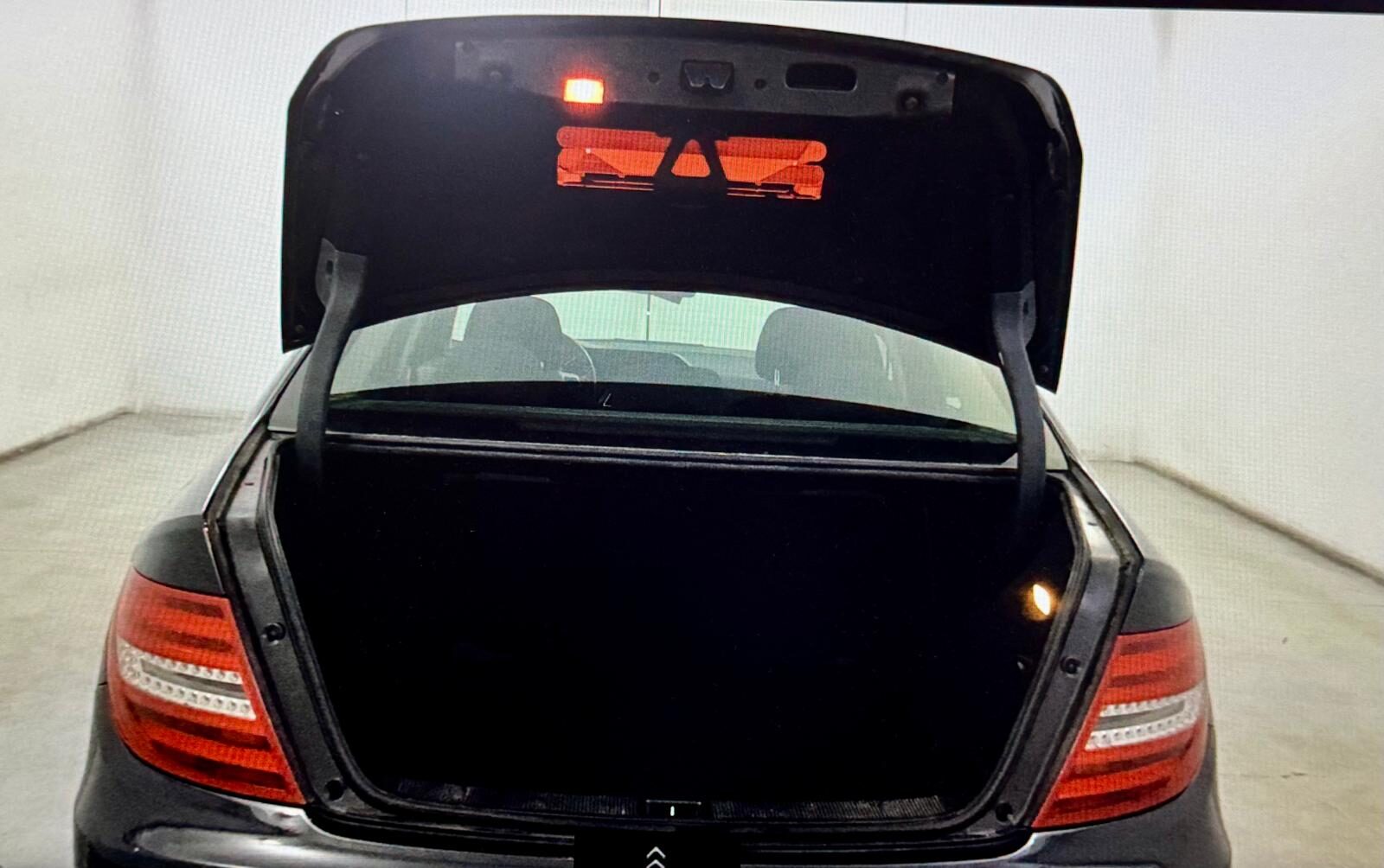 MERCEDES-BENZ C200 Cdi BlueEfficiency